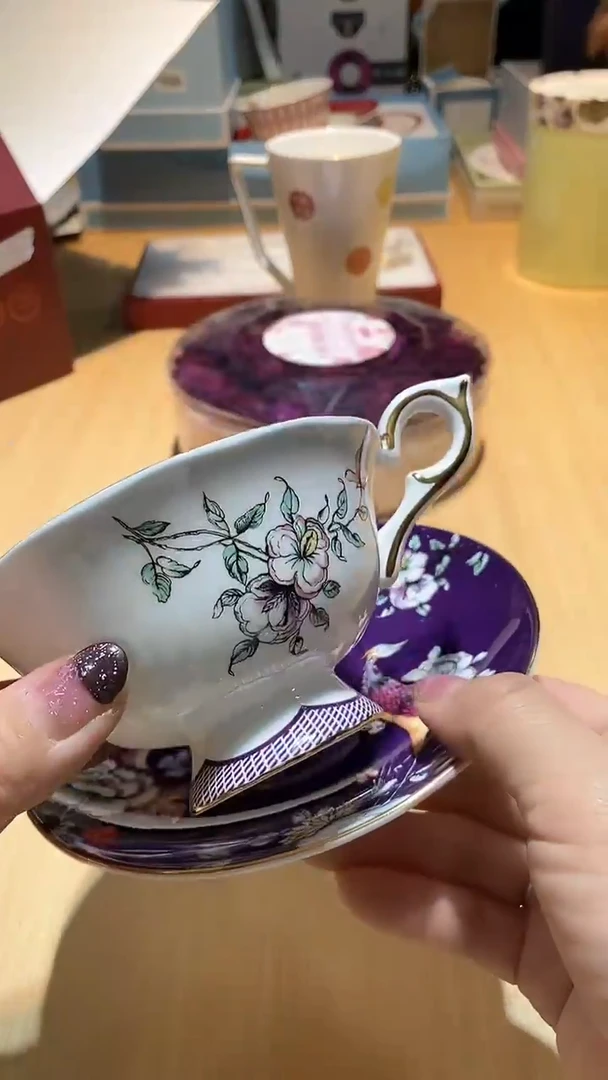 【闪购商品】瓷片锅碗瓢盆一件不剩