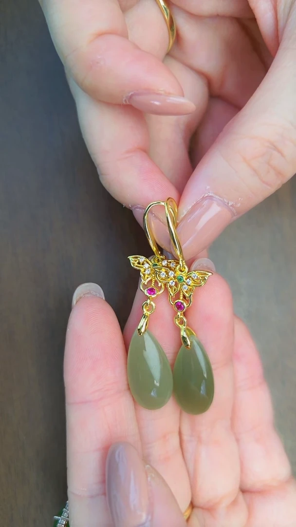 未镶嵌和田玉耳饰青黄口水滴耳钩