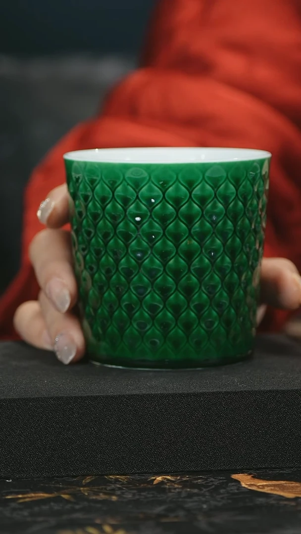 【闪购商品】瓷唐里郎窑绿羽麟杯