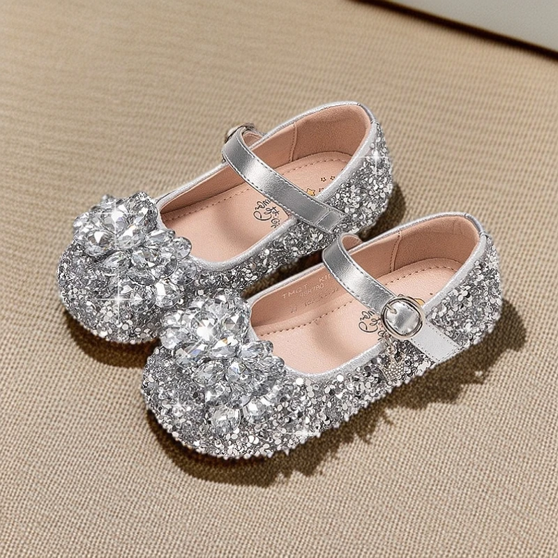儿童甜美女童水钻新款轻便童鞋公主鞋中童软底春秋水晶鞋女孩2025