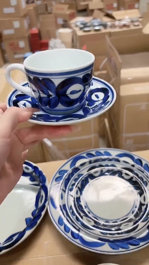 陶瓷蓝海草一杯一碟 微瑕（杯口问题了解清楚再拍）