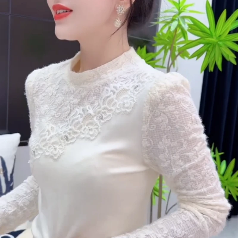 欧货香风气质蕾丝拼接镶钻2025圆领长袖针织磨毛立体打底衫上衣女
