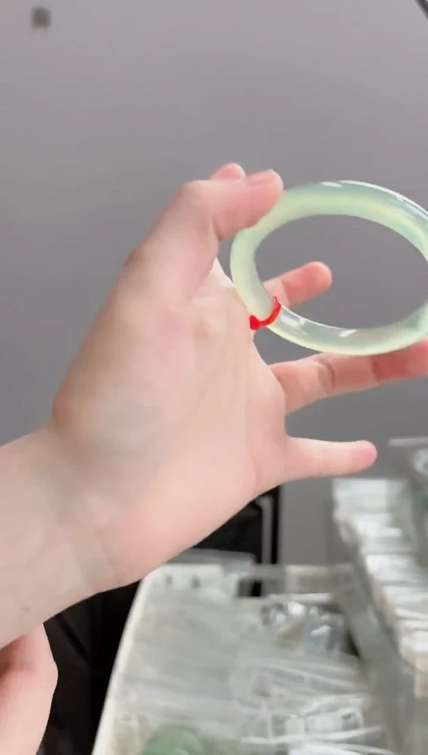 手镯玛瑙/玉髓未镶嵌南**花55