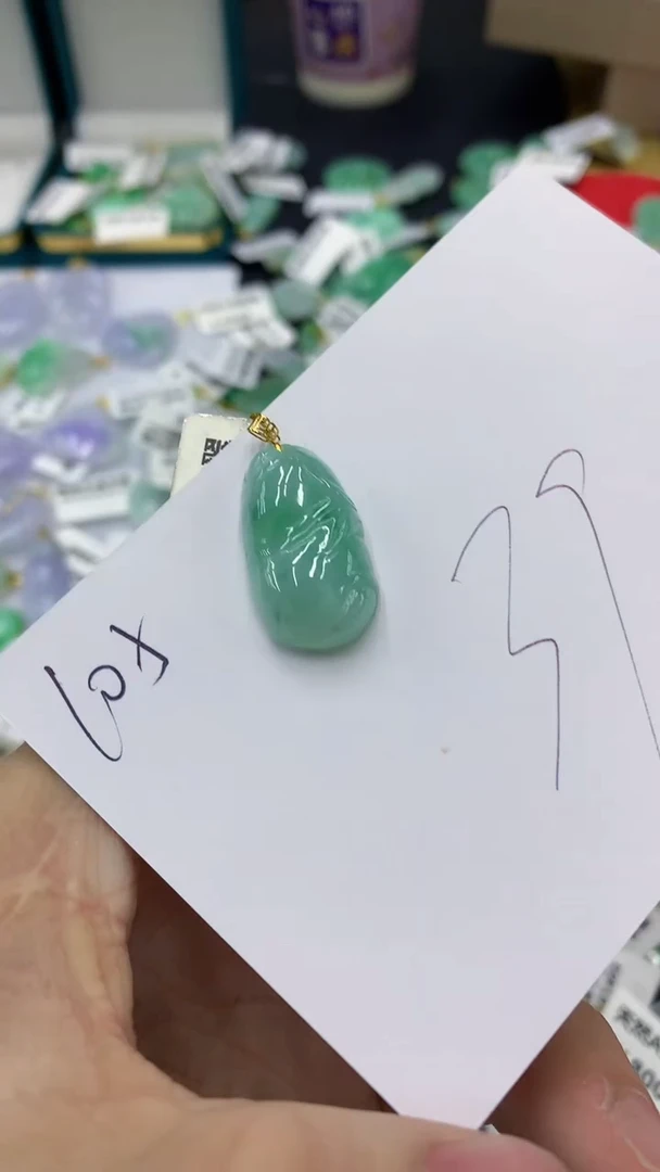 【闪购商品】翡翠颈饰18K金镶嵌1111111111