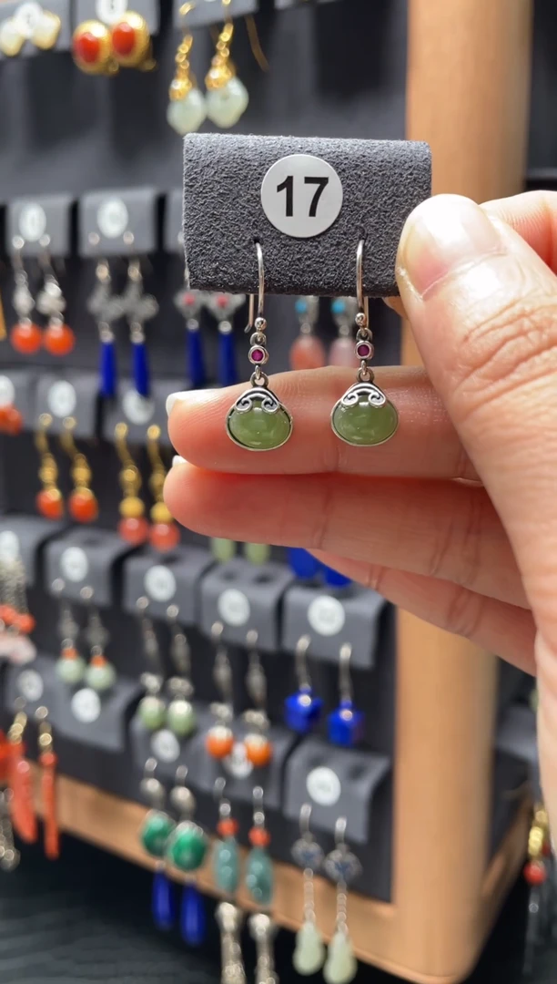 【闪购商品】和田玉耳饰银S925镶嵌0017