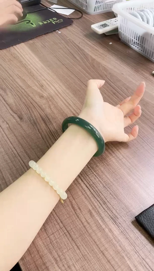 未镶嵌手镯石英质玉433-63