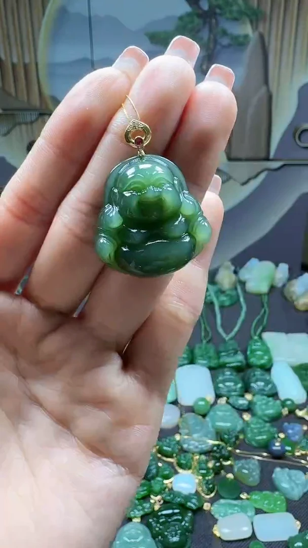 【闪购商品】和田玉挂件18K金镶嵌1