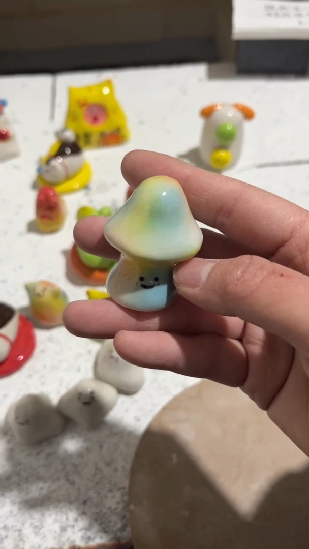 【闪购商品】摆件229微瑕手工陶瓷摆件