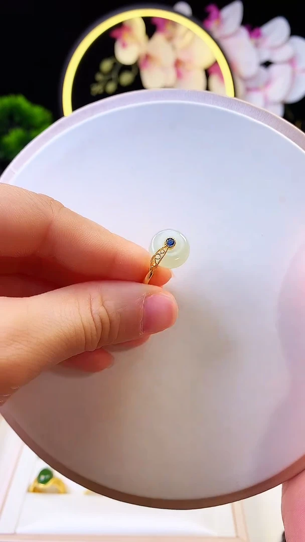 银S925镶嵌戒指和田玉石来运转戒指