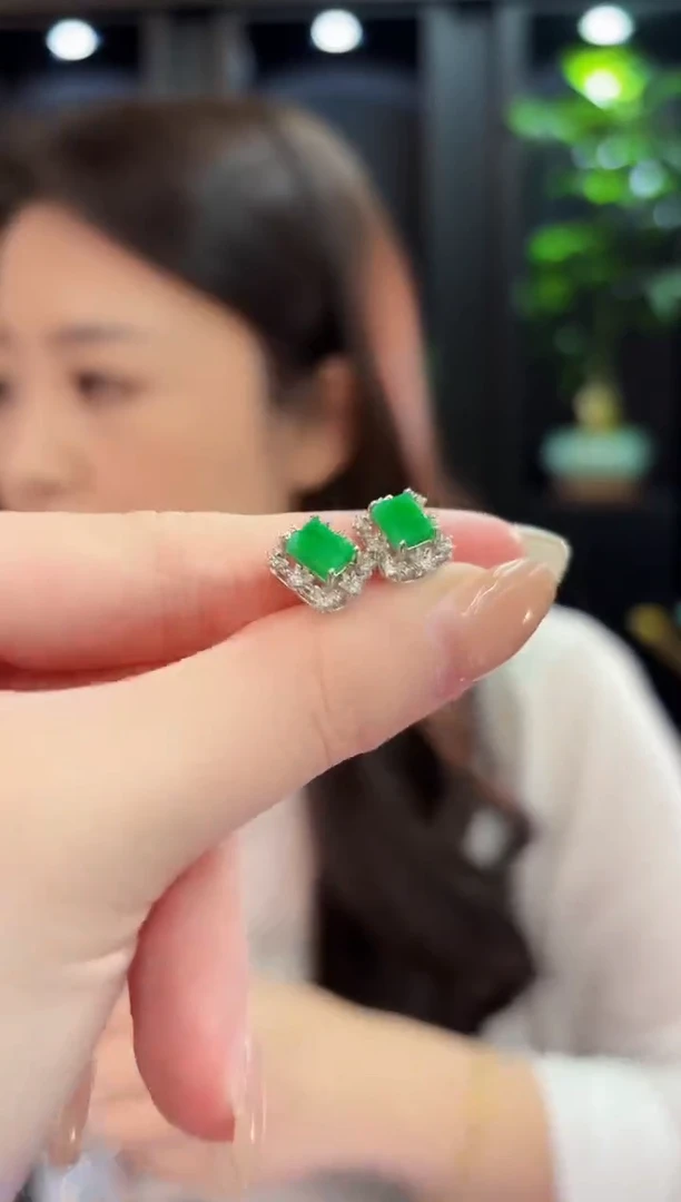 未镶嵌翡翠耳饰 缅料A货/支持复检/一件