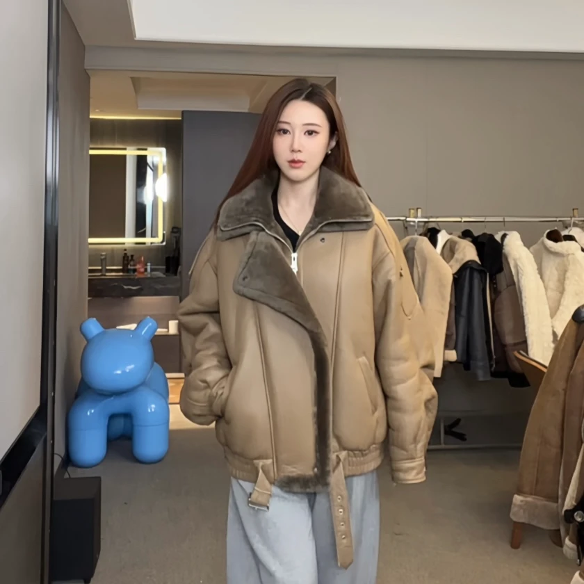 YYJL2522皮毛一体外套女短款真皮羊羔毛机车系带松紧边皮草