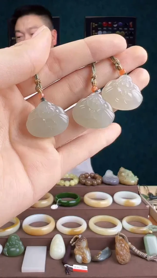 【闪购商品】和田玉颈饰未镶嵌ZZ 拍一发一 多样性发货