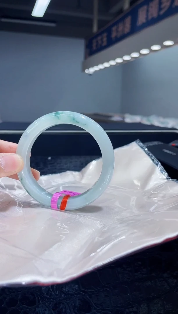 未镶嵌手镯翡翠3