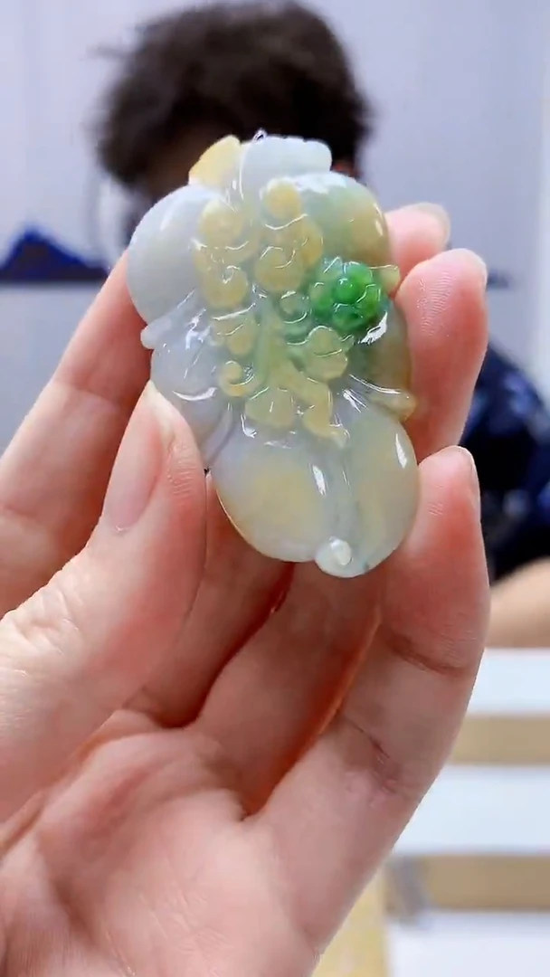 未镶嵌定制翡翠4688zm-毛货挂件119叶子