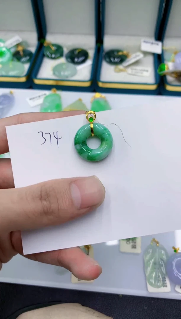 颈饰未镶嵌翡翠111111