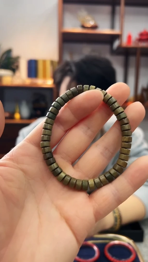 【闪购商品】维腊木（绿檀）手串/手链手串-512175