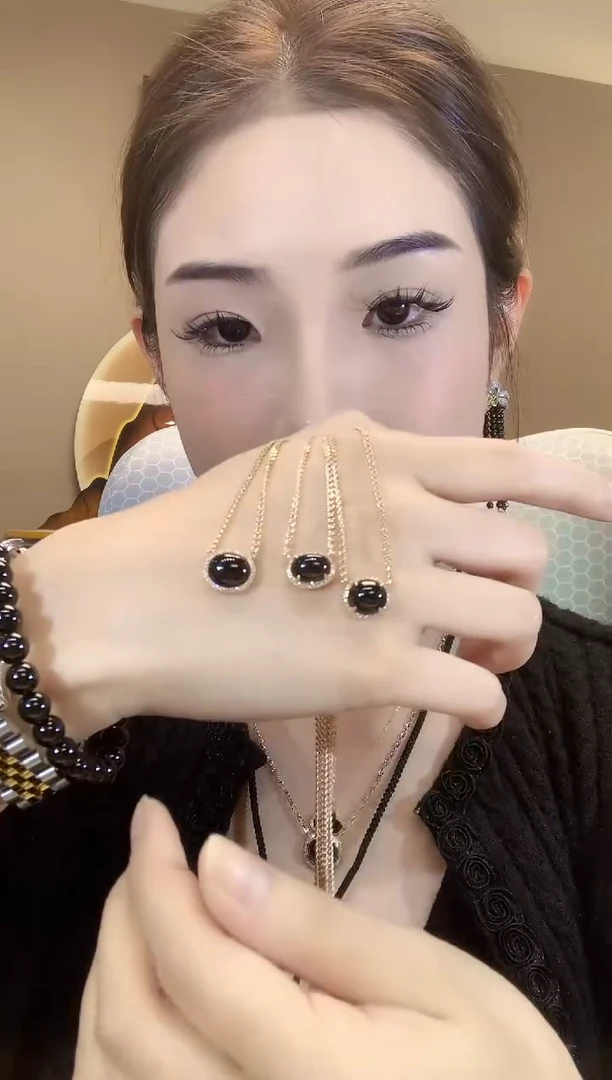 项链18K金镶嵌翡翠A9 多样性发货一件