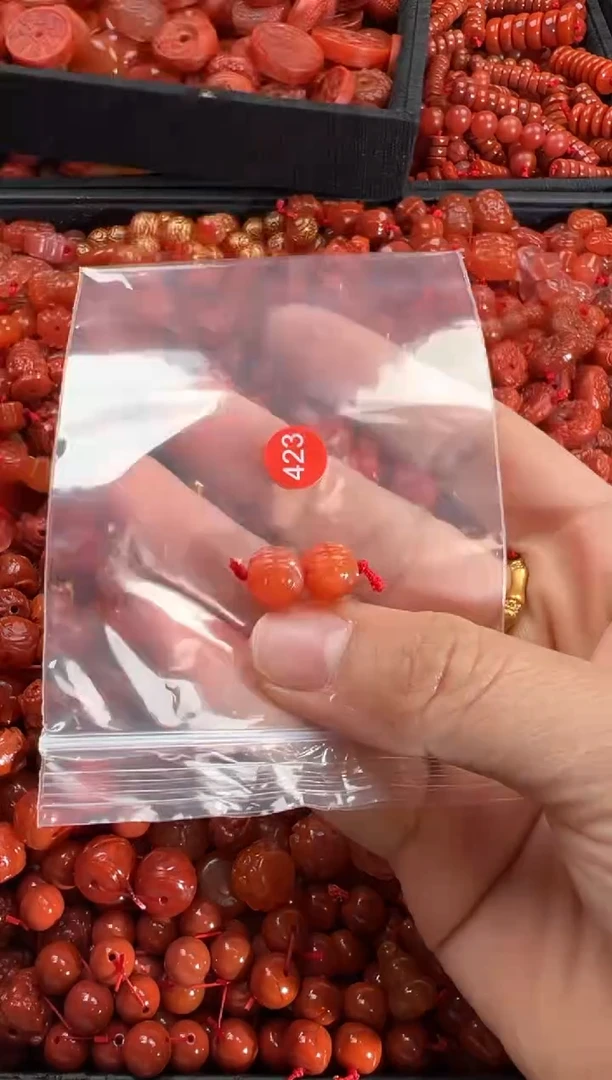 【闪购商品】南红玛瑙颈饰未镶嵌1