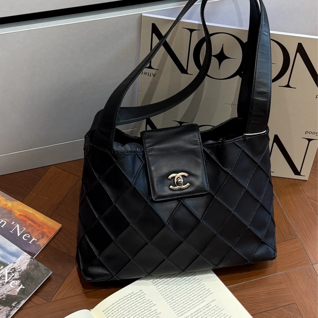 95新 Chanel/香奈儿 kelly中古 黑银牛皮外缝线 6开有保卡 单肩包