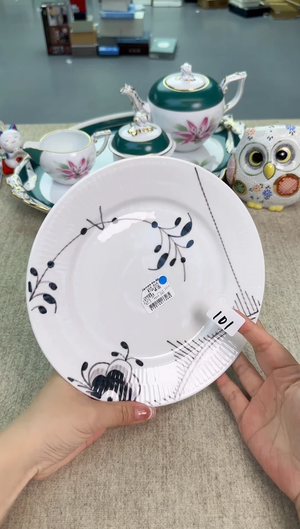 瓷片泡泡家的瓷器真好看