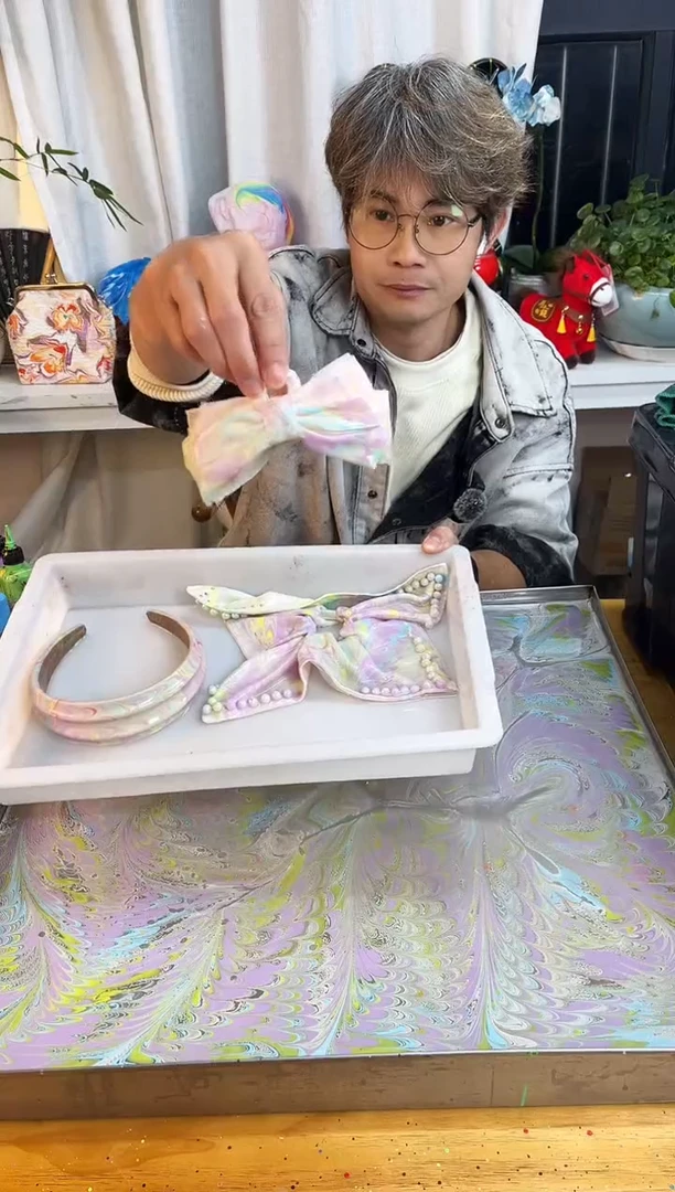 织绣一个抓夹哦哦