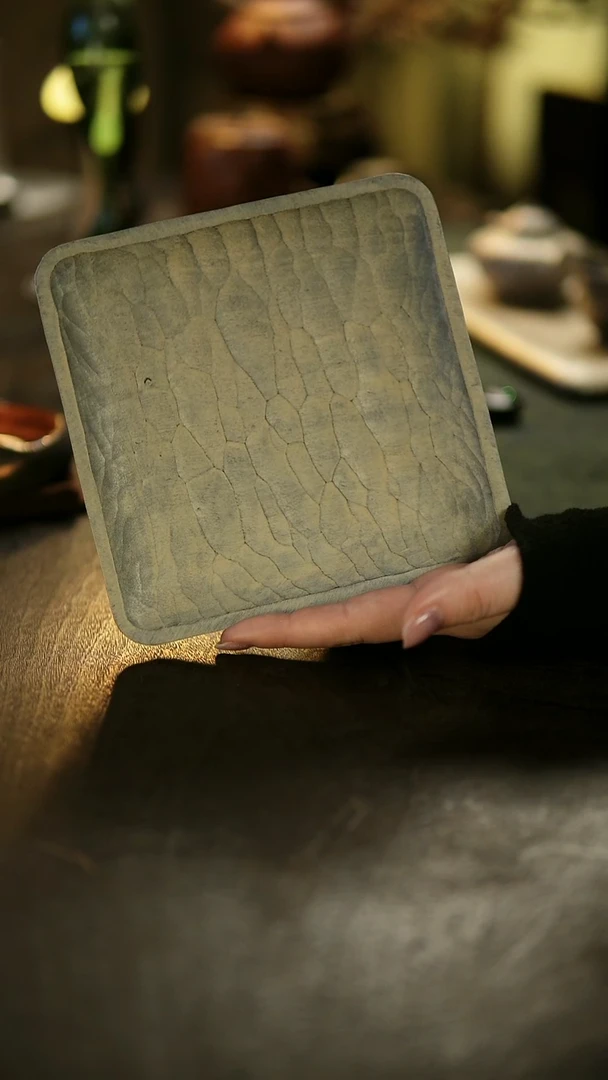 阿眠    福利赤具木胎大漆壶承