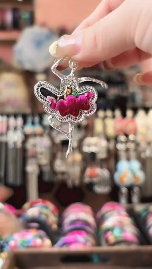 艺枝独绣手工饰品106