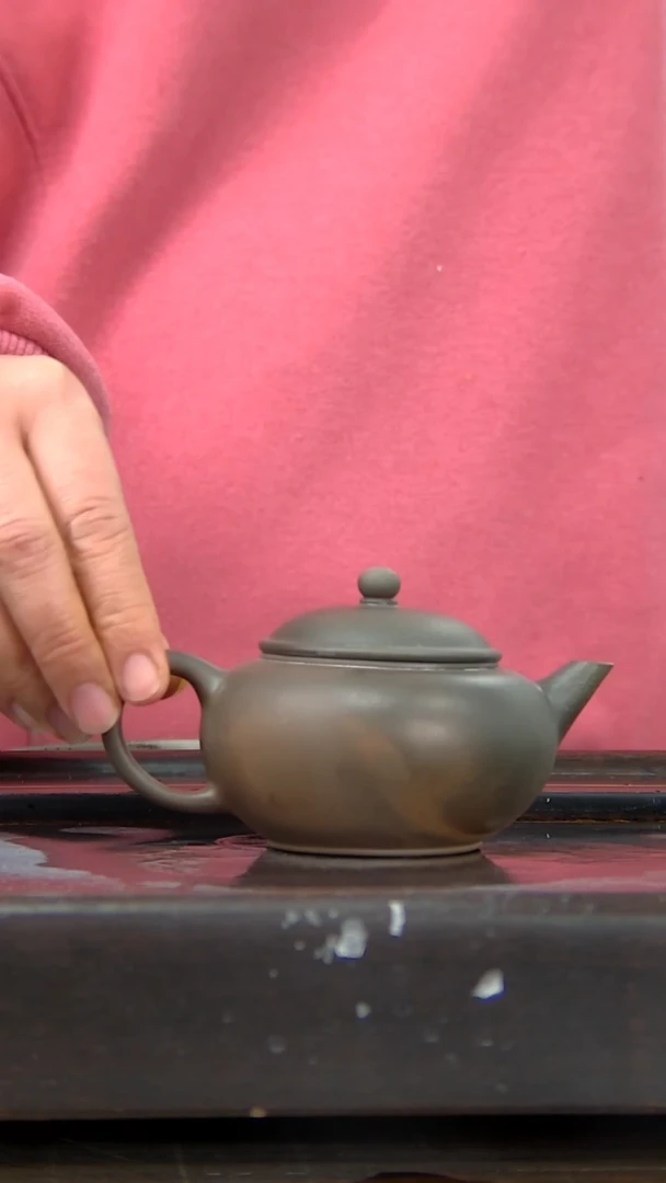 【闪购商品】贵台龙窑柴烧茶壶170