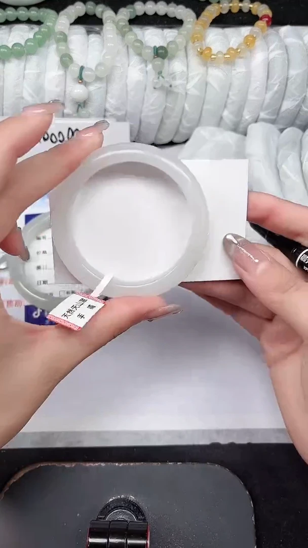 未镶嵌手镯石英质玉271-52/53