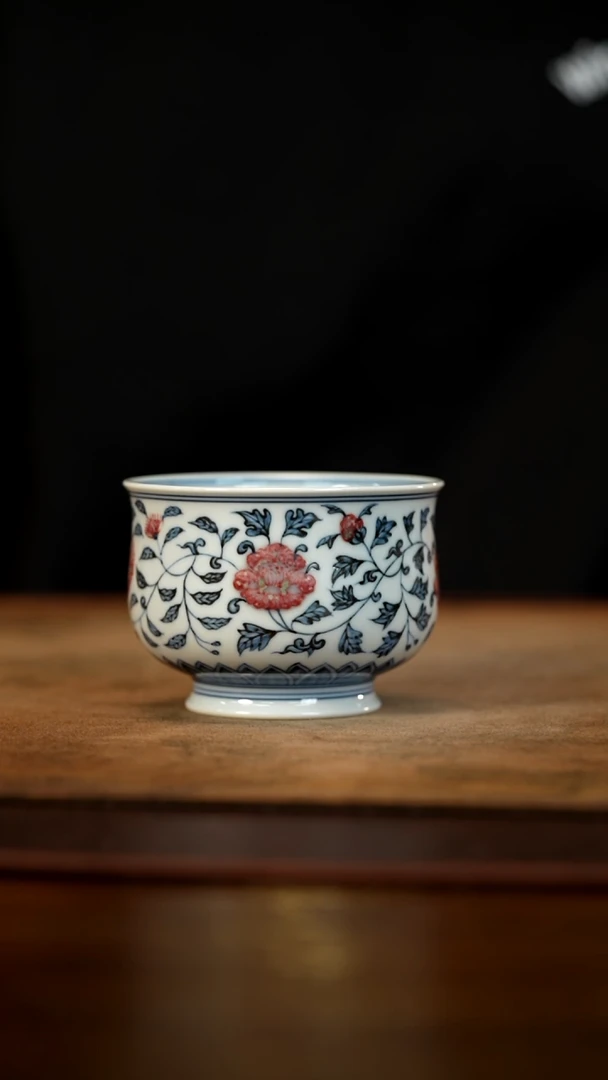 【闪购商品】釉里红缠枝炉式单杯