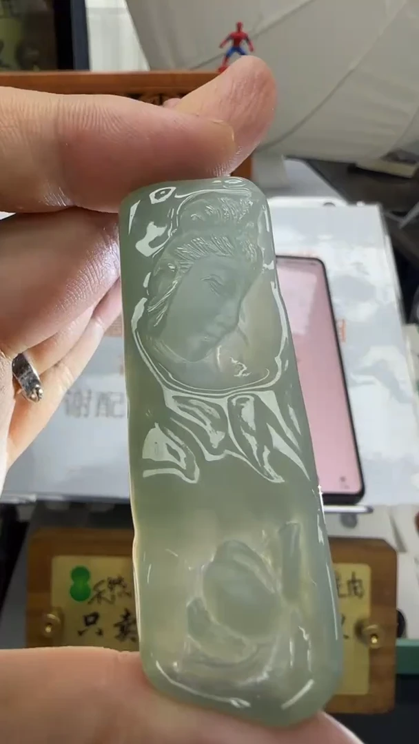 【闪购商品】翡翠挂件未镶嵌国雕谢林工（定制退货扣1000元）