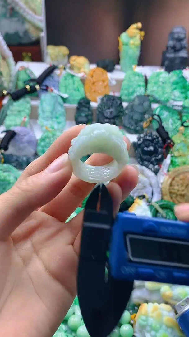 颈饰未镶嵌翡翠天然缅甸a货翡翠20.6