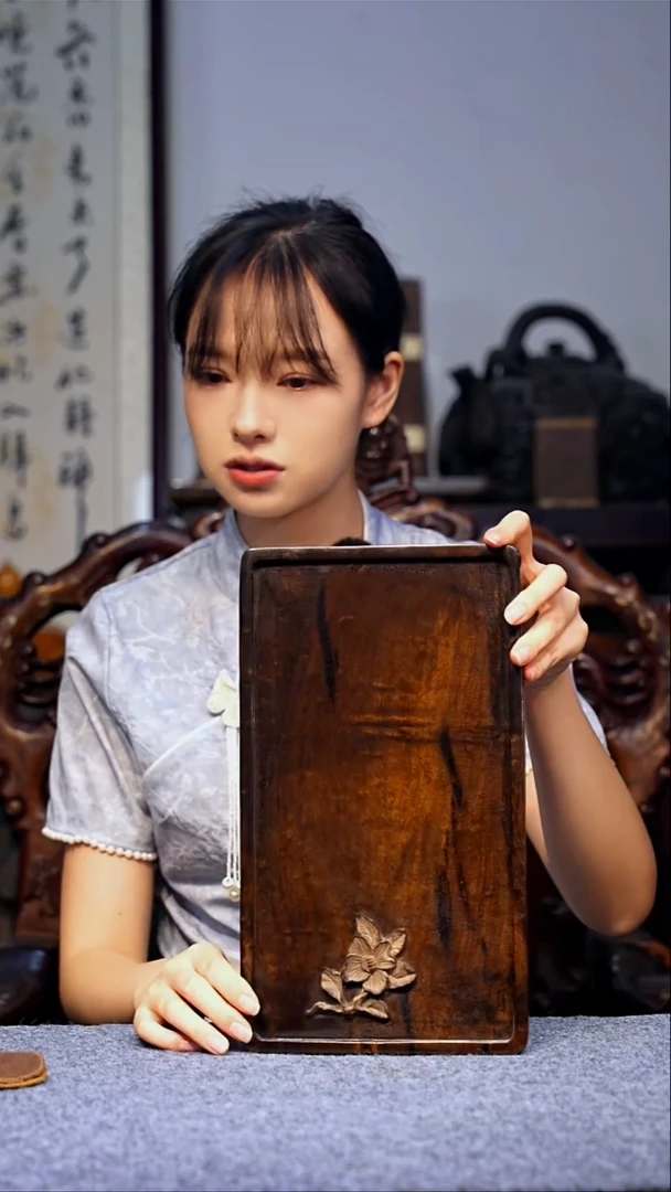 金丝楠【59】小叶金丝楠精品花纹雕刻茶盘