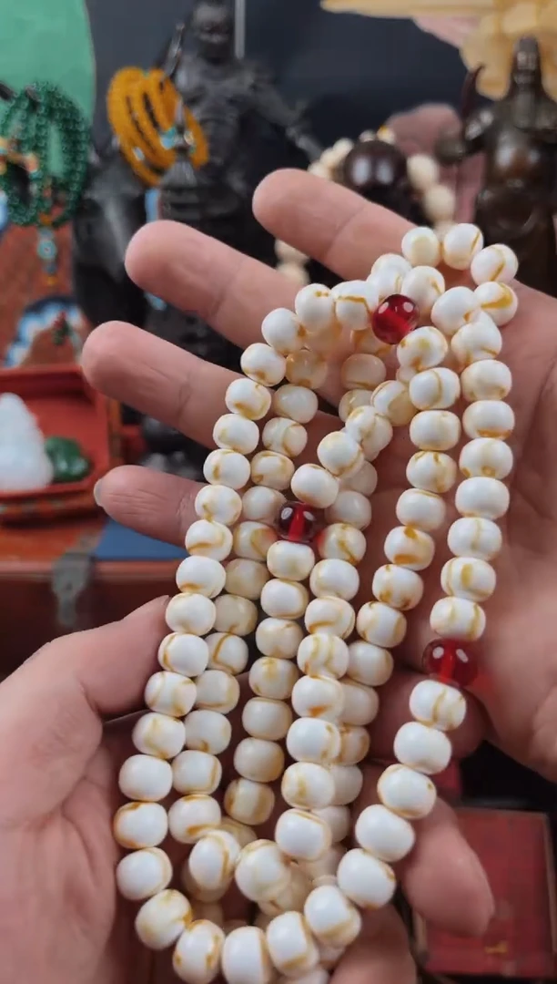 【闪购商品】蜜蜡裸石未镶嵌飞哥精品专属推荐