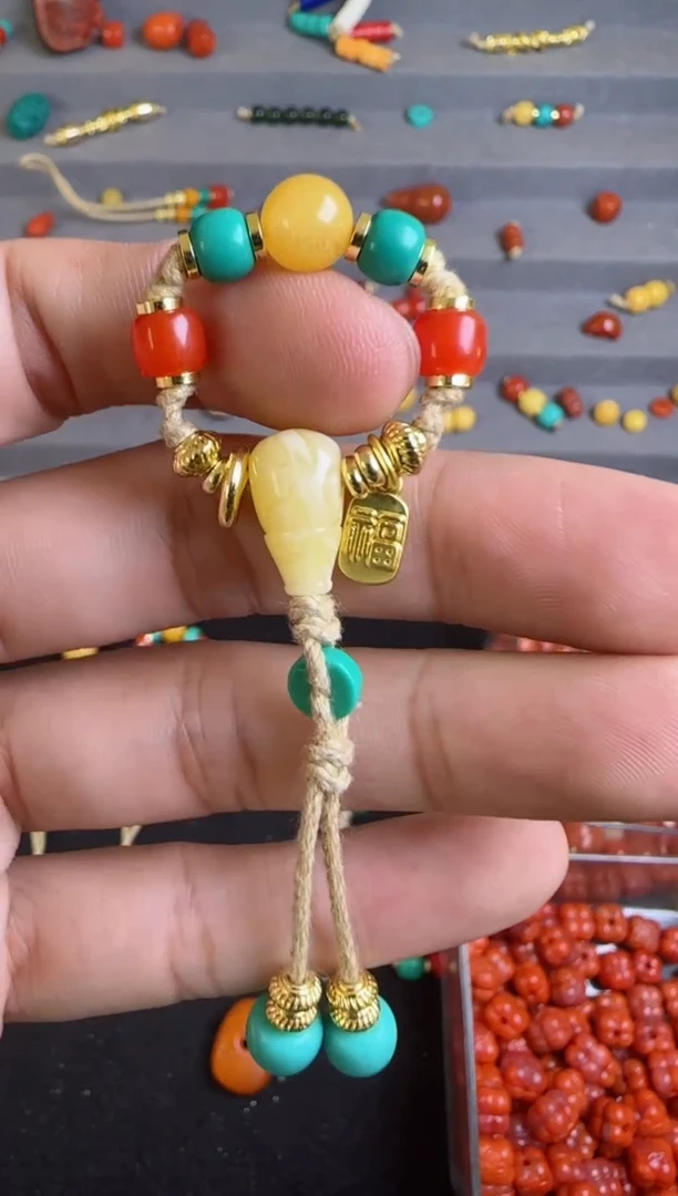 【闪购商品】蜜蜡裸石未镶嵌多样性发货