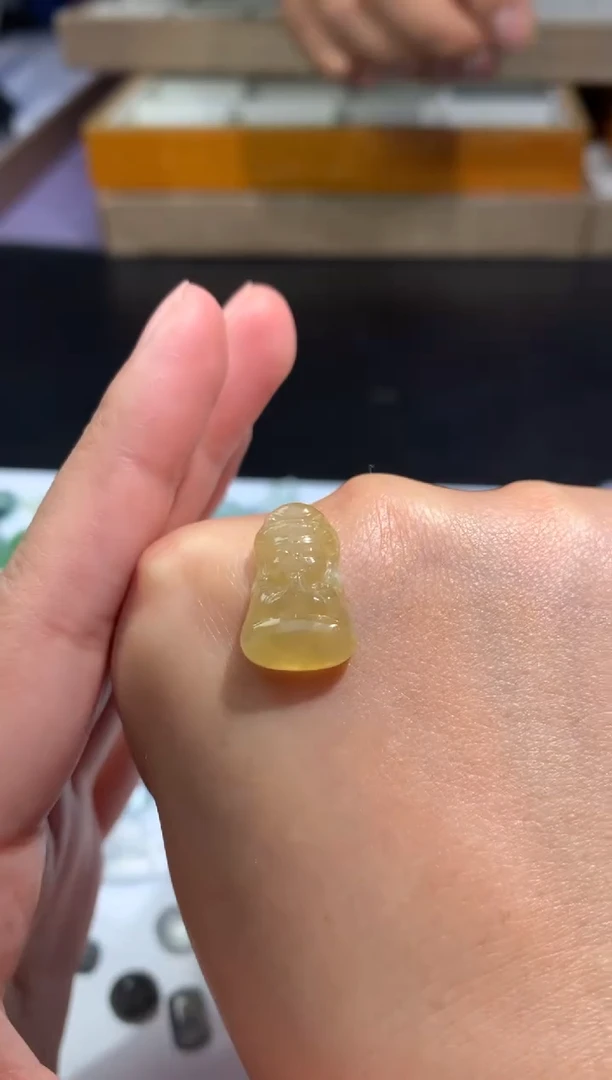 未镶嵌定制翡翠毛货