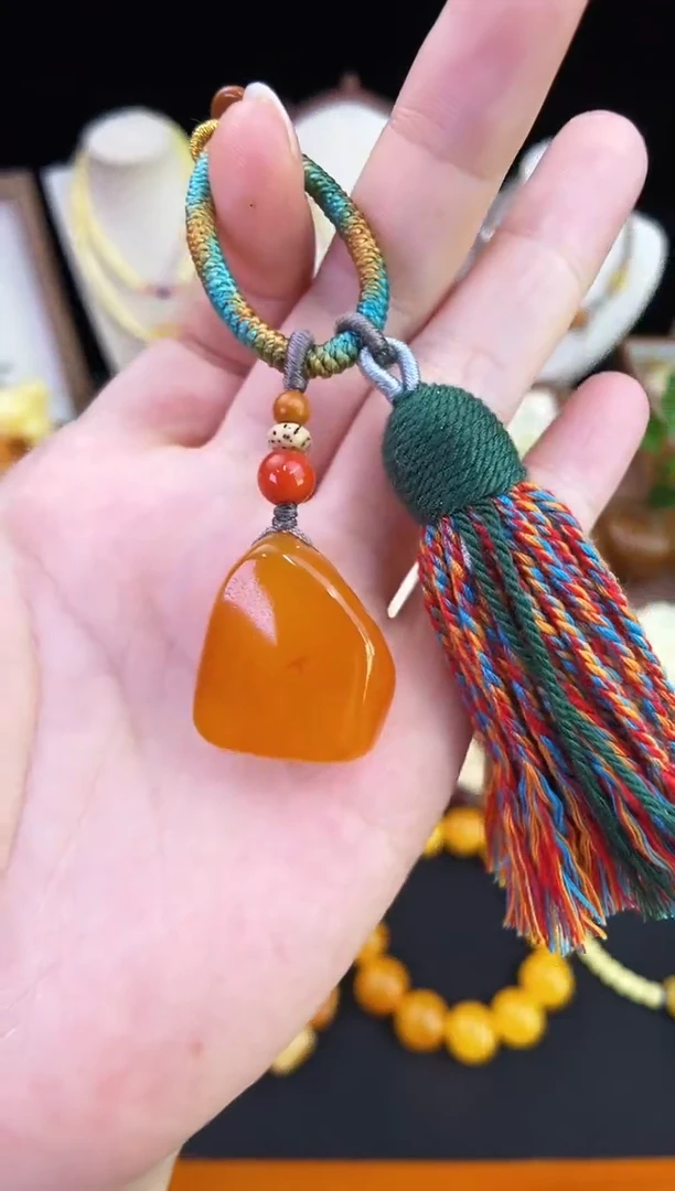 琥珀未镶嵌珠宝奇石柒月