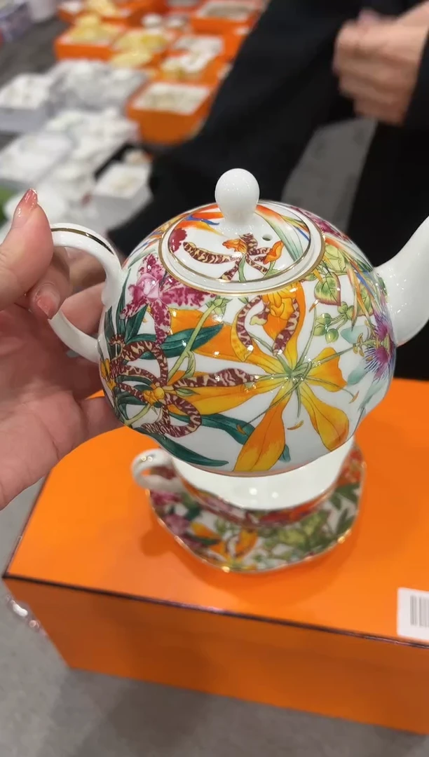 【闪购商品】杯H792--------------