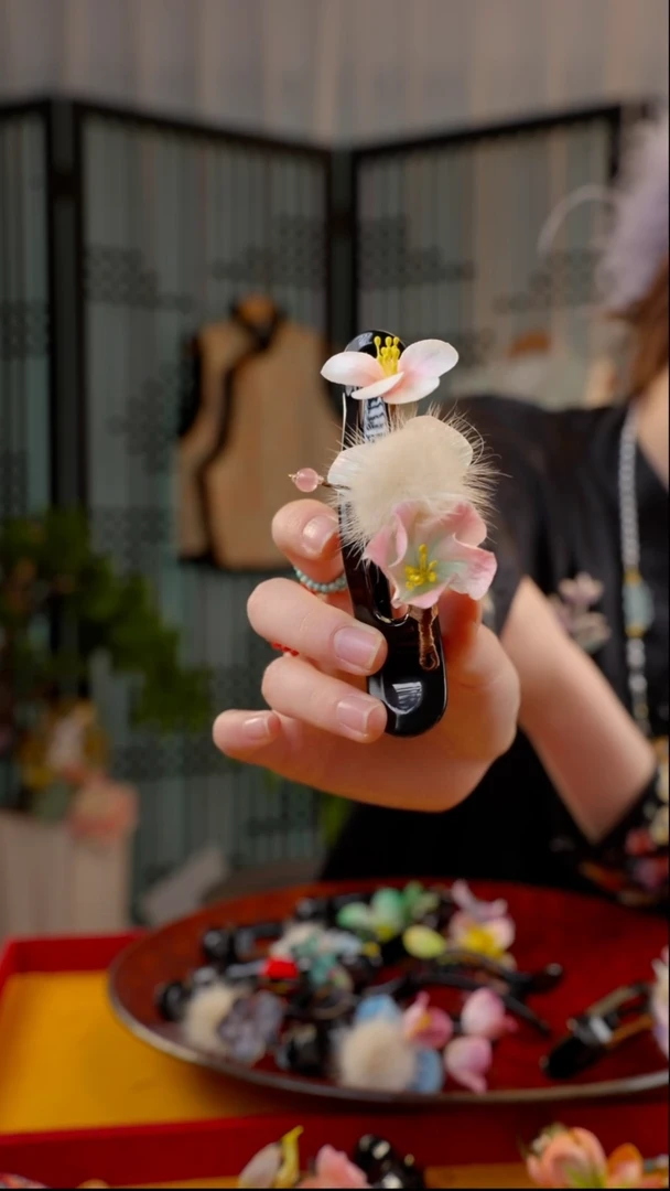 刺绣非遗苏绣绒花