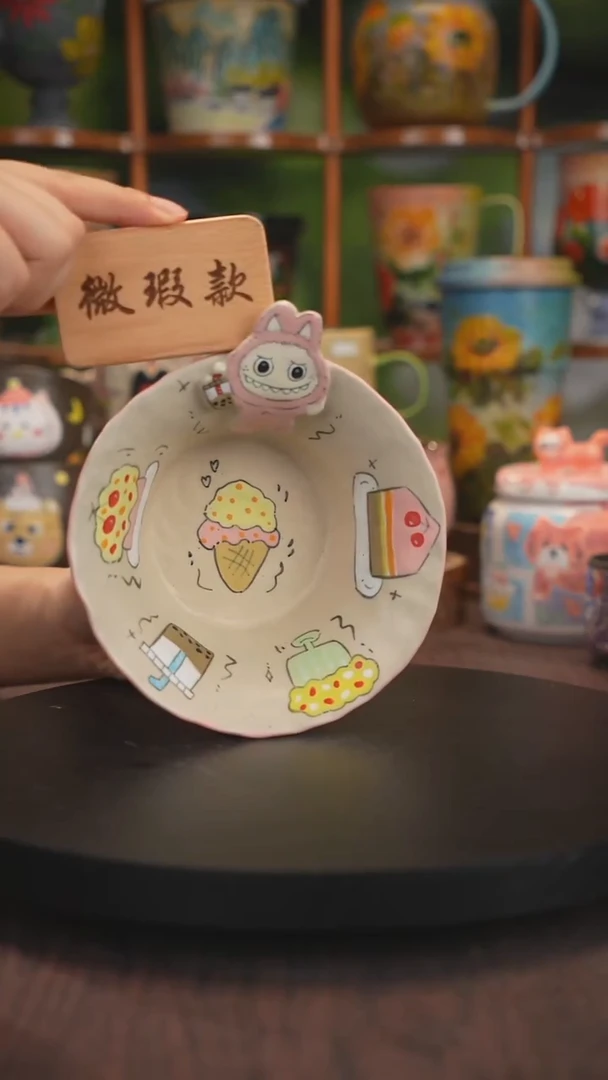 景德镇釉下彩手绘拉布布微瑕