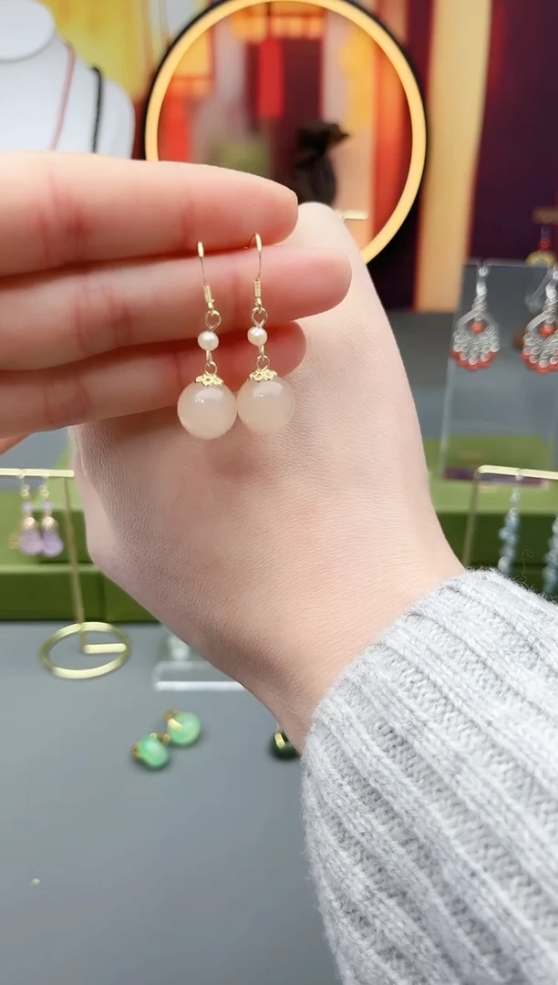 未镶嵌耳饰玛瑙/玉髓218000