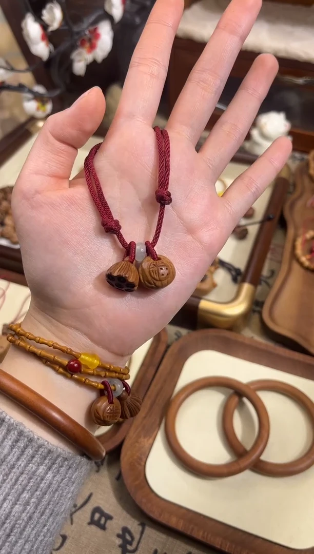 手串桃核【桃缘行】红绳「福气莲莲」桃木桃核辟、挡、驱、护 可以调节