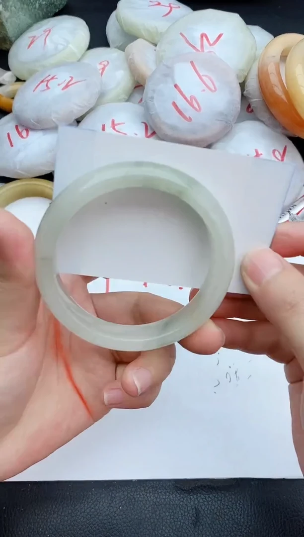 石英质玉手镯未镶嵌161+57/58