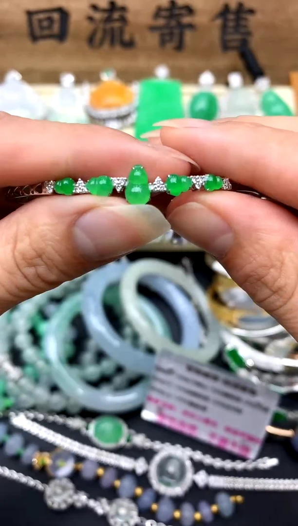 【闪购商品】翡翠手镯18K金镶嵌83-中国好珍宝