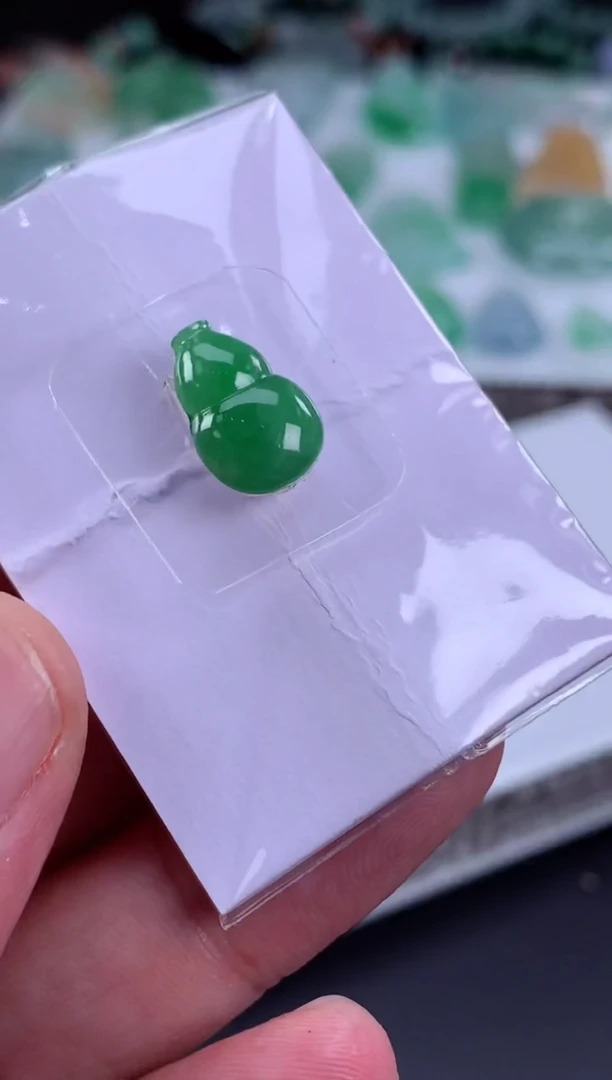 定制翡翠未镶嵌多样性发一件