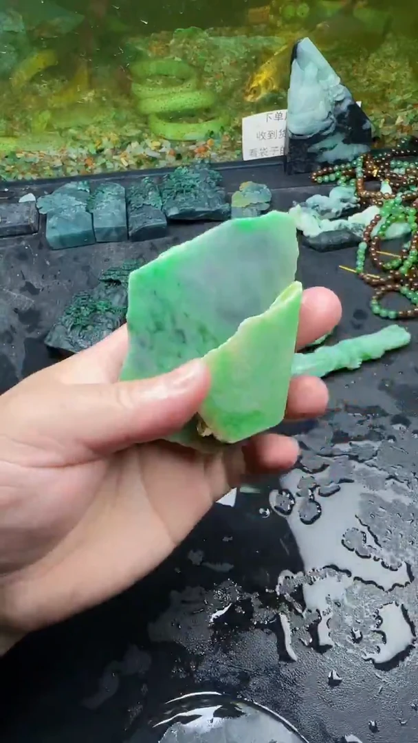 【闪购商品】翡翠颈饰未镶嵌156天然翡翠