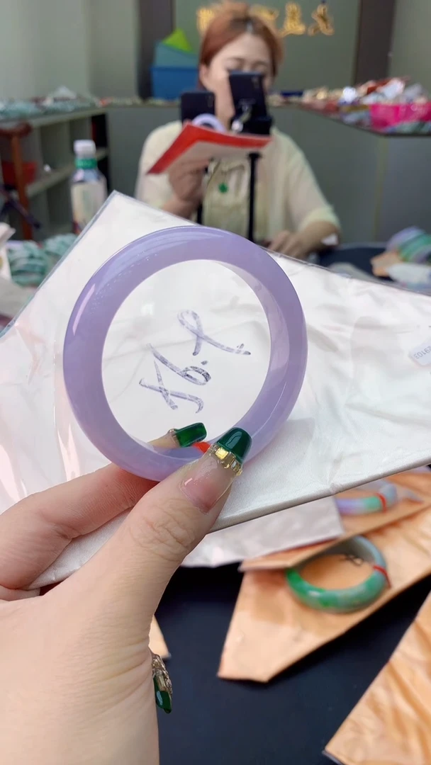 翡翠手镯未镶嵌0365577240