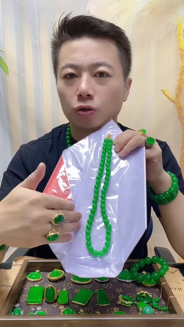 项链14K金镶嵌翡翠翡翠项链1