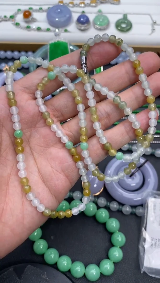未镶嵌挂件翡翠48小时鉴赏期 退货不扣服务费