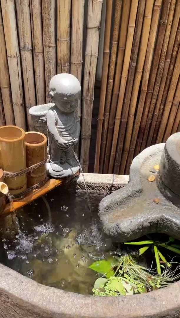 人造板童子沙弥摆件